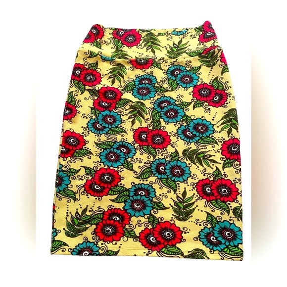 Lula Roe Size M skirt - Picture 3 of 3